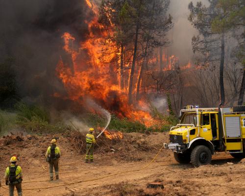 France Spain Wildfires Rage: 270,000 Evacuated, One Dead