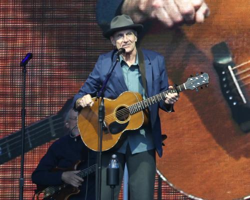 James Taylor 2025 Review: Golden Baritone Shines in Stripped-Back