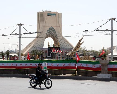 US Strikes Iran: Retaliation and Middle East Crisis Escalates