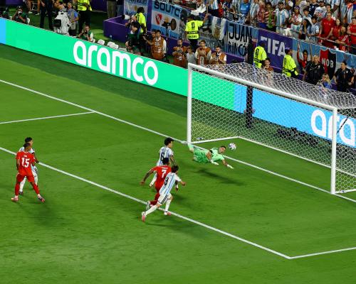 England Must Crack Argentina's Close-Range Defense Strategy
