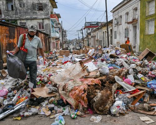 Cuba's Reality: Hunger, Blackouts Amid US Threat Claims