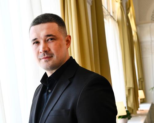 Ukraine Defence Minister Dismissal Exposes Zelenskyy Leadership F