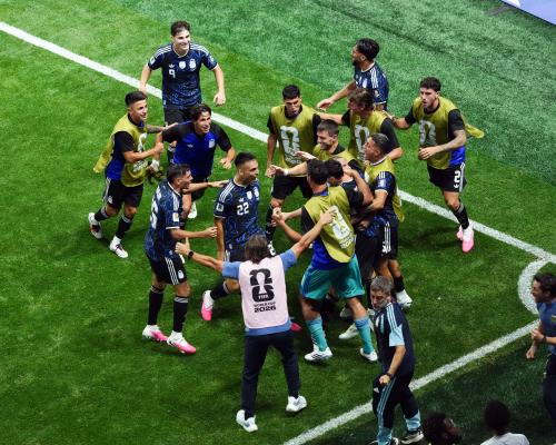 Argentina's Late Double Breaks England Hearts in World Cup Semi-F