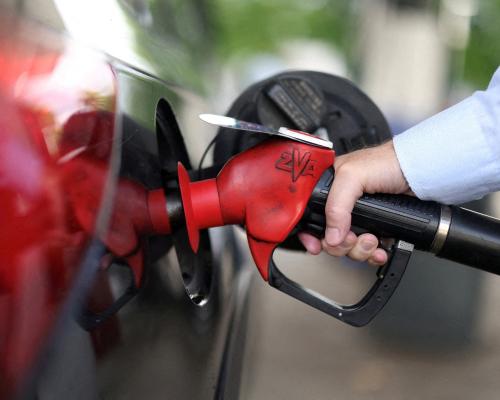 Australia News: Oil Hits US$100 as Trump Threatens Iran