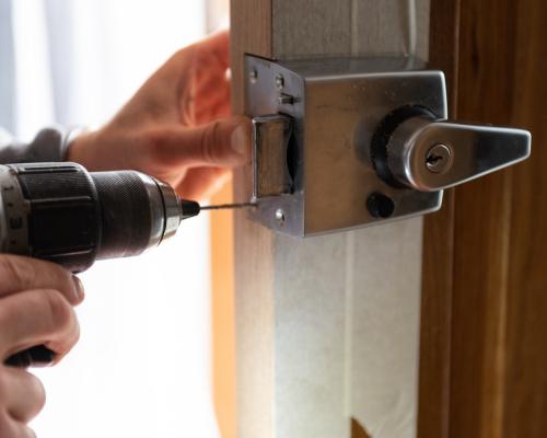 Locksmith Scams: How to Avoid Being Overcharged and Cheated