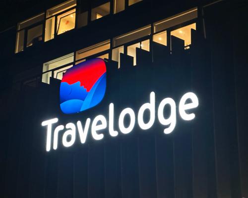 Travelodge Overbooking Forces Elderly Couple to Move at 1am