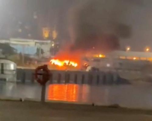 Trump Withdraws Hormuz Toll Threat, Continues Iran Blockade