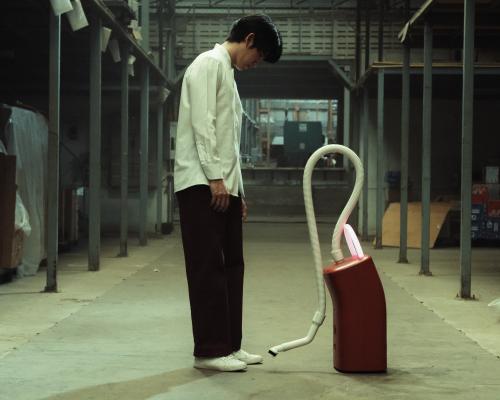 A Useful Ghost Review: Exhilarating Black Comedy of Thai Past