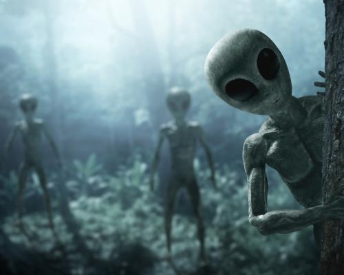 What to Play an Alien Who Asks About Music Expert Playlist - grandgoldman.com