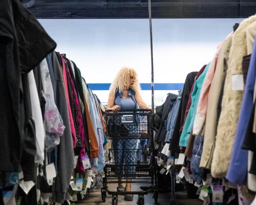 Secondhand Fashion Prices Skyrocket: Why Thrifting Got So...