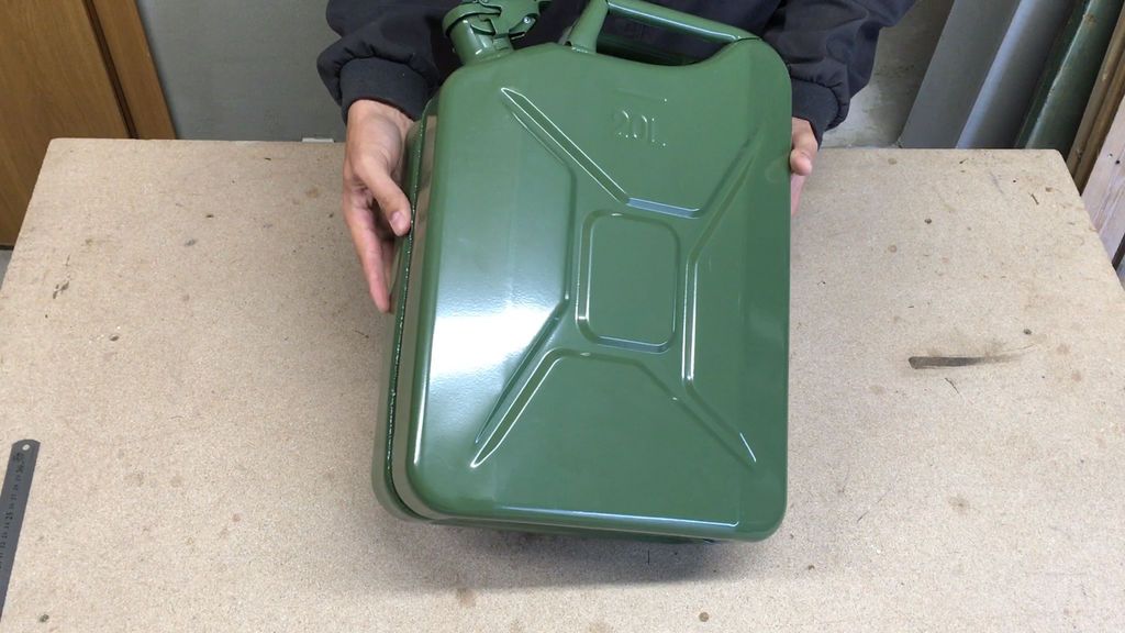 How to Make a Mini Bar from a Plastic Container! - grandgoldman.com