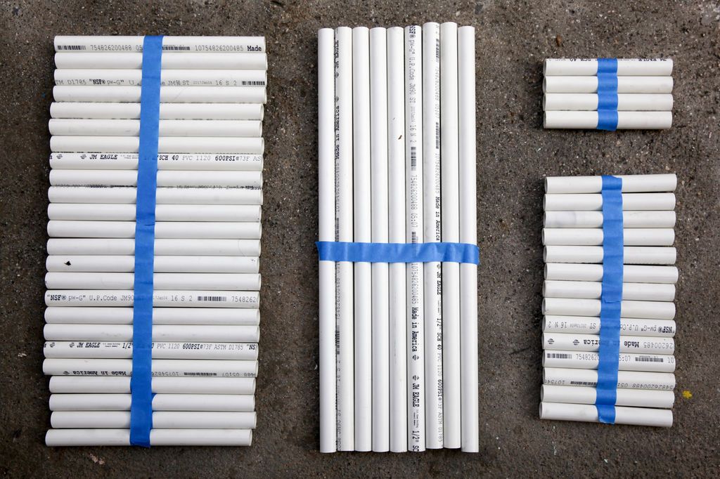 Easy Learn to Make a PVC Pipe Shelf for the Bathroom! - grandgoldman.com