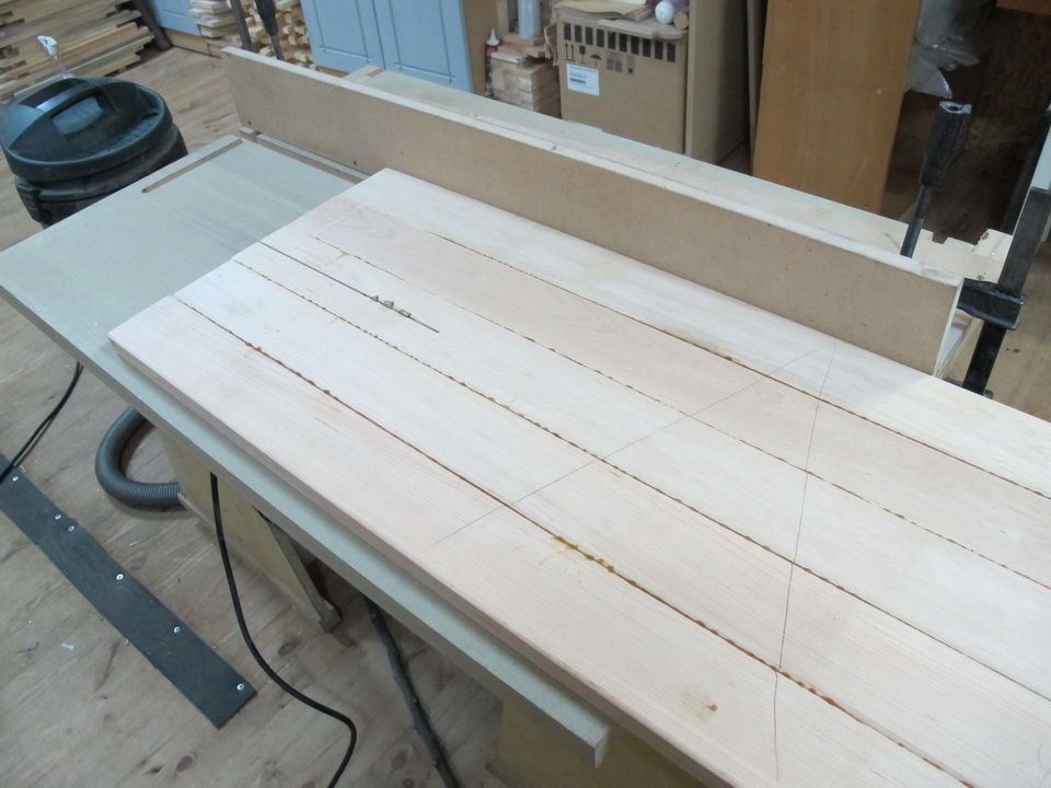 Building a Wooden Drink Can Stand - grandgoldman.com