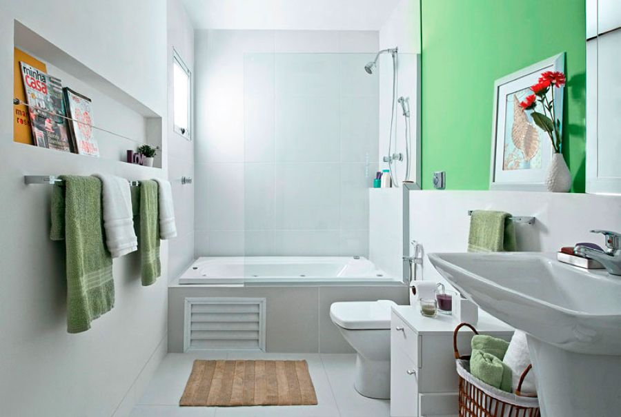 16 Ways to Include a Bathtub in a Small Bathroom! - grandgoldman.com
