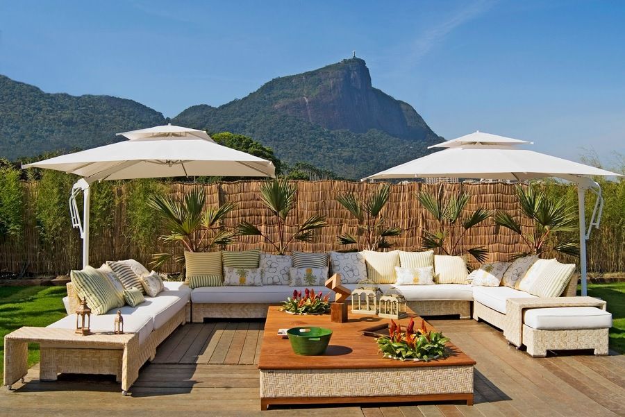 Enjoy your Garden or Backyard without Fear of the Sun: Ombrelones and Awnings - grandgoldman.com