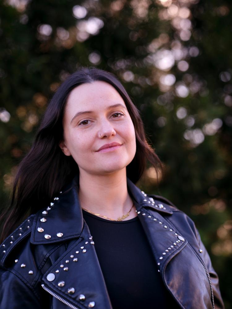 Australian Musicians Rewriting Rules: Kelly-Dawn Hellmrich's New