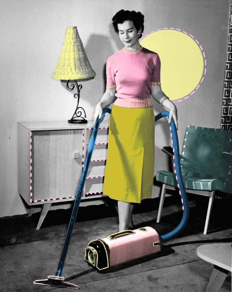 Kindness of Strangers: Athlete Helps 94-Year-Old Mum Buy Vacuum