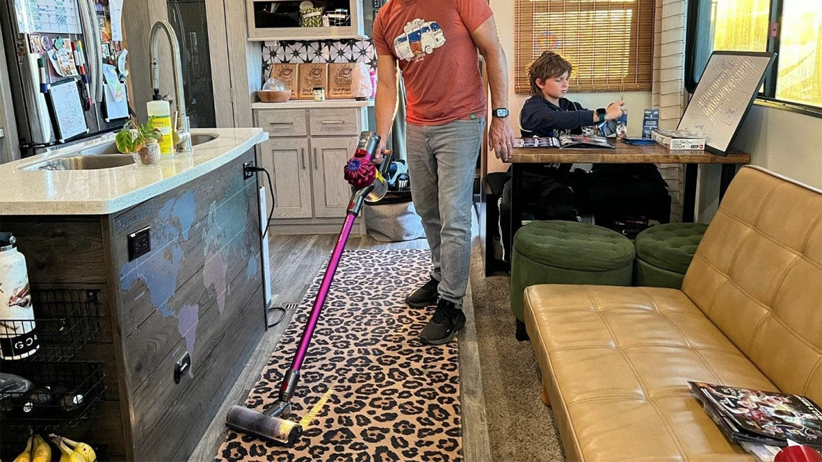 7 Best Vacuums for a Camper (Reviews) - Grand Goldman