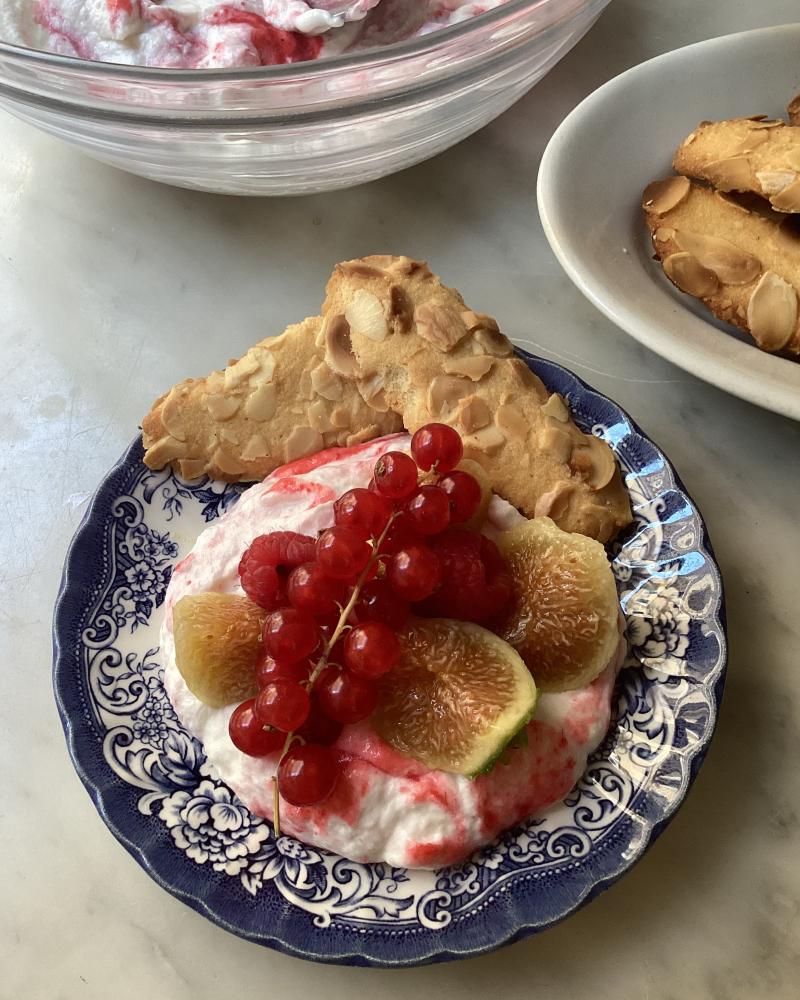 Figs with Raspberry Cream and Cat Tongue Biscuits Recipe