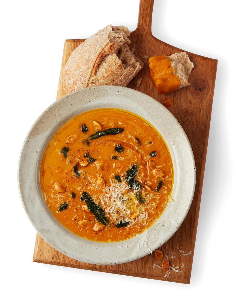 How to Make Pumpkin Soup: A Delicious Velvety Recipe Guide