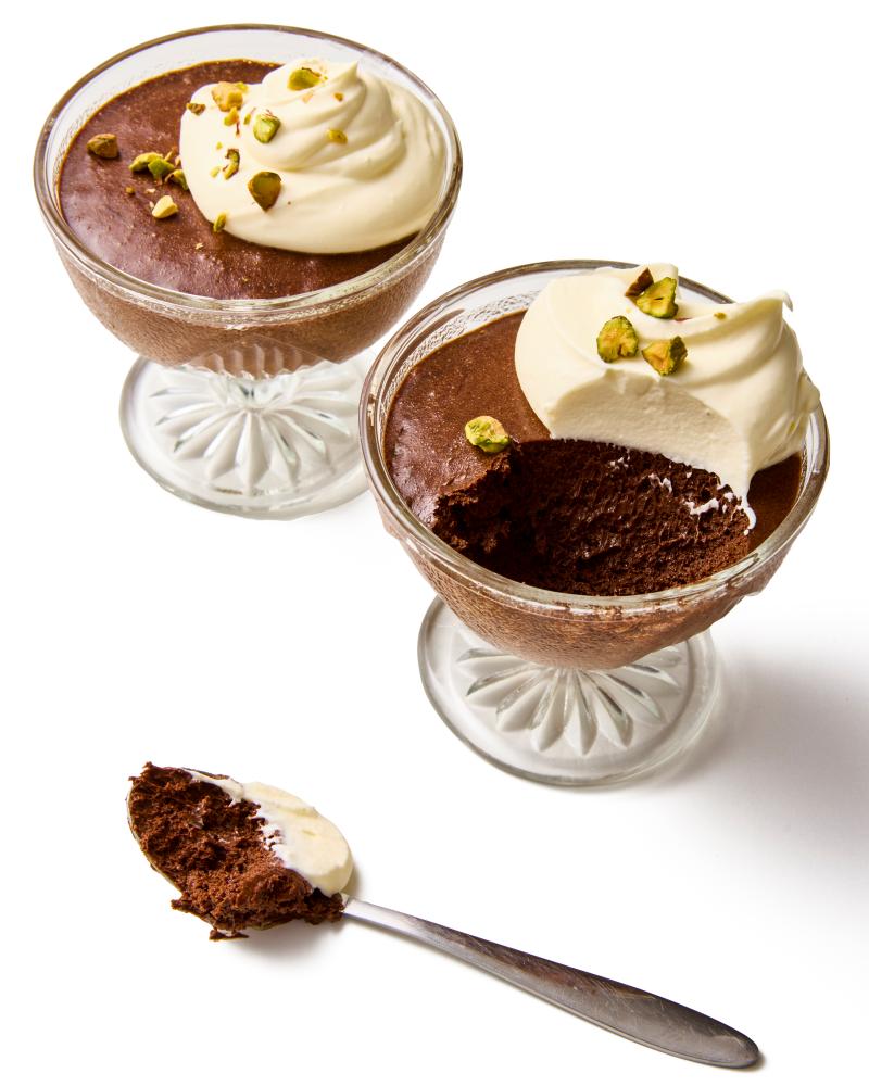 How to Make Chocolate Mousse: Easy French Recipe Guide