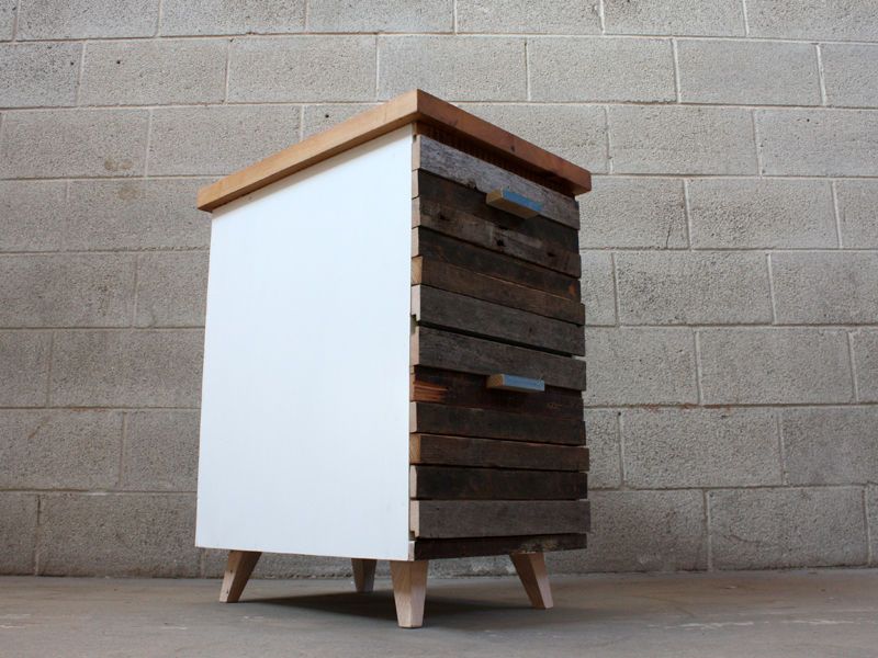 Nightstand Made from Reclaimed Wood! - grandgoldman.com