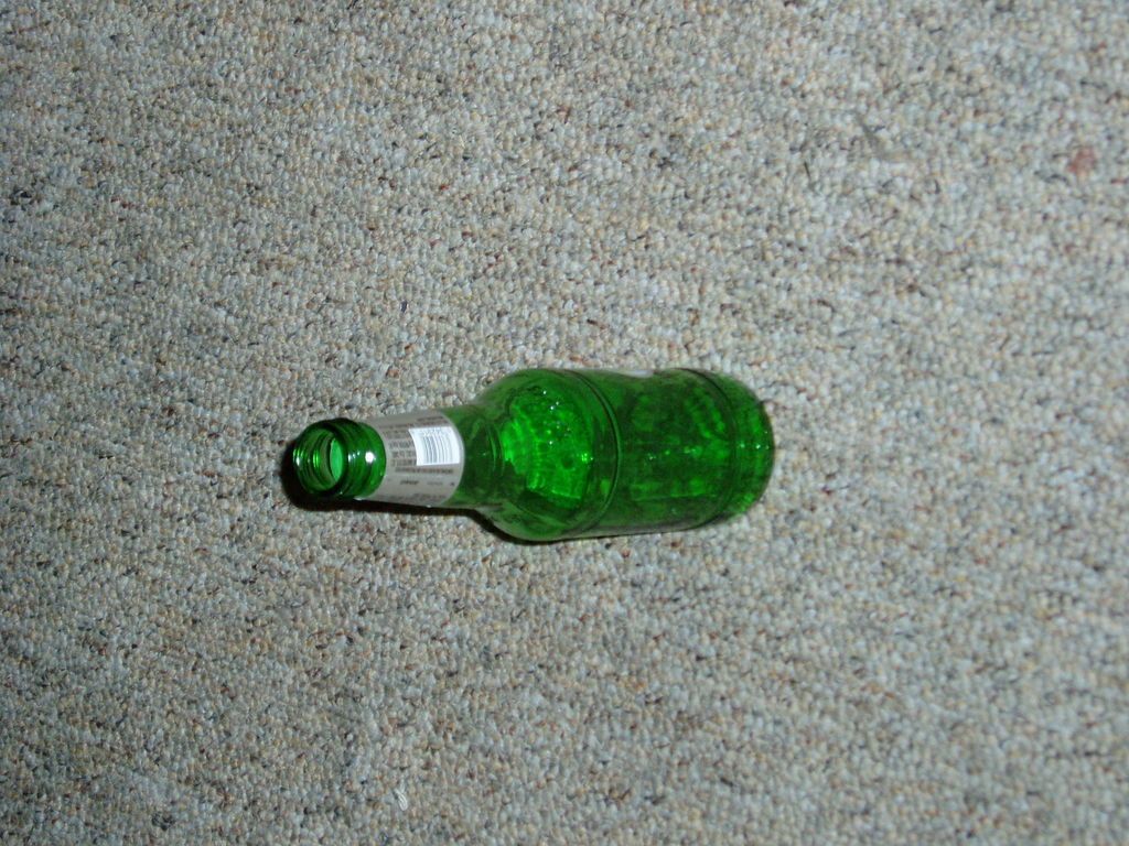 Transform Beer Bottles into Furniture! - grandgoldman.com