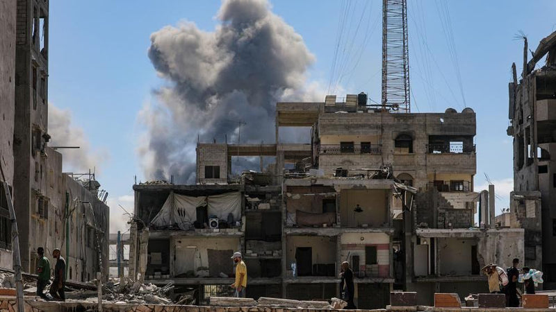 Israel Intensifies Gaza Strikes as Hamas Tightens Control - grandgoldman.com