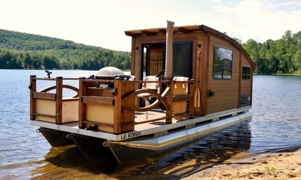 Get to know the mini floating house with ecological consumption - grandgoldman.com