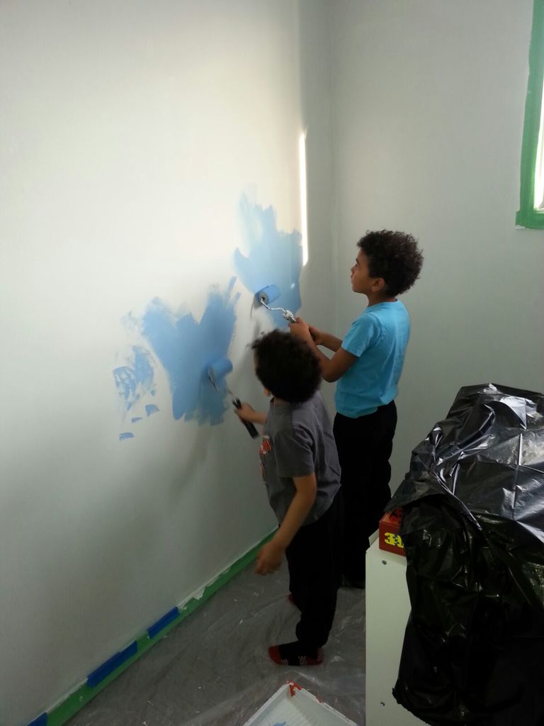How to Paint Geometric Figures on a Wall! - grandgoldman.com