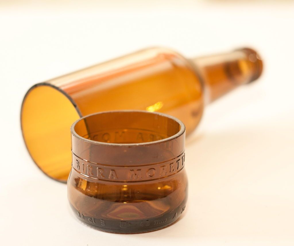 How to Make a Cool Glass Bottle Lamp (Cut Glass)! - grandgoldman.com