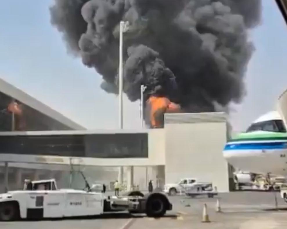 Houthi Warning Cripples Saudi Airports After Riyadh Attack – Grand Goldman