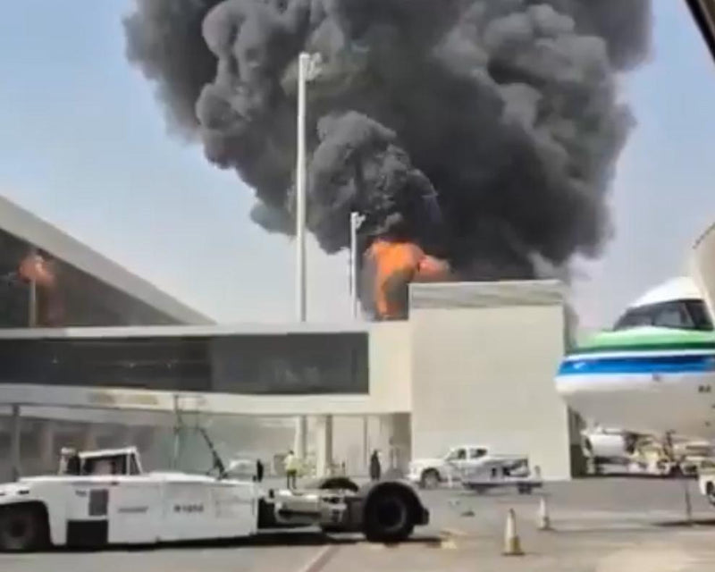 Houthi Warning Cripples Saudi Airports After Riyadh Attack