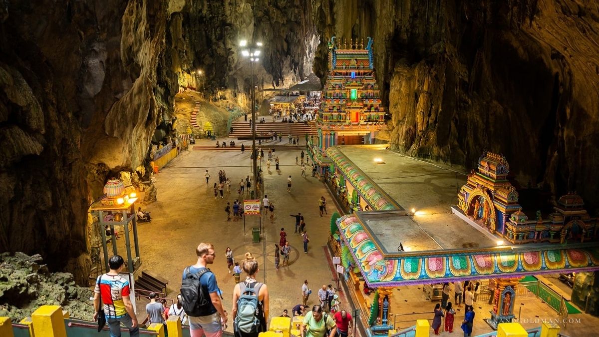 Batu Caves Kuala Lumpur - Grand Goldman
