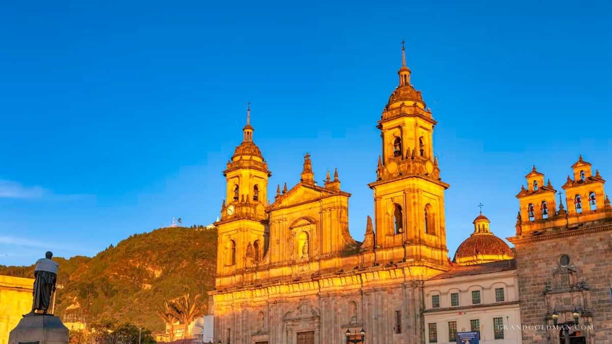 Best Free Tours Bogota - Grand Goldman