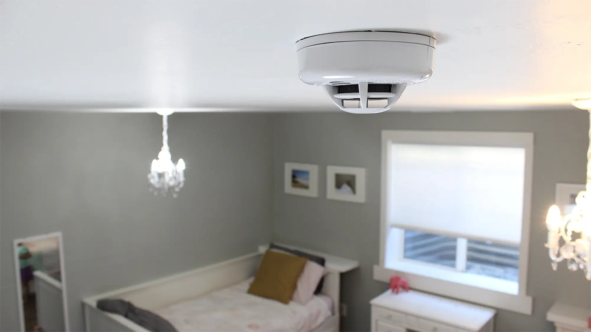 Best Place to Put Smoke Alarm in Bedroom