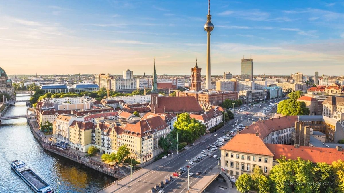 Best Things to Do Berlin - Grand Goldman