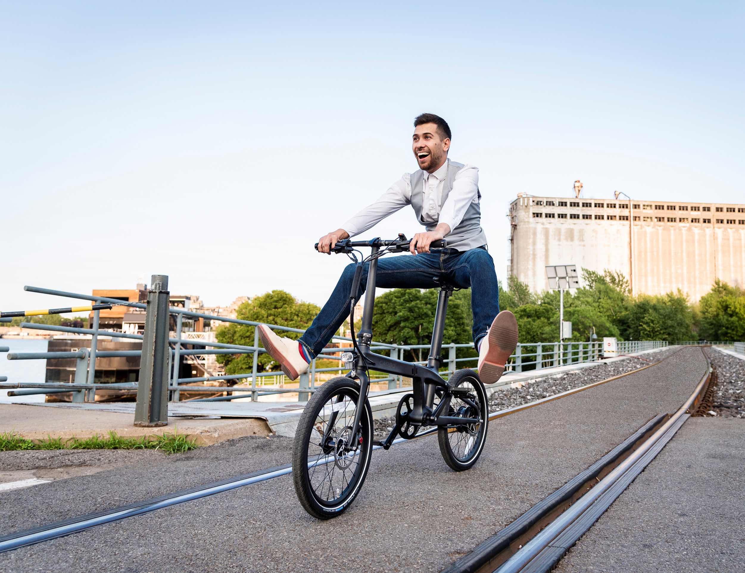 Carbo E-Bike Review: Lightweight Power Tested - grandgoldman.com