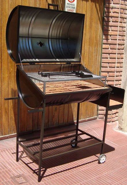 See what you can do with an old barrel and a lot of creativity! - grandgoldman.com