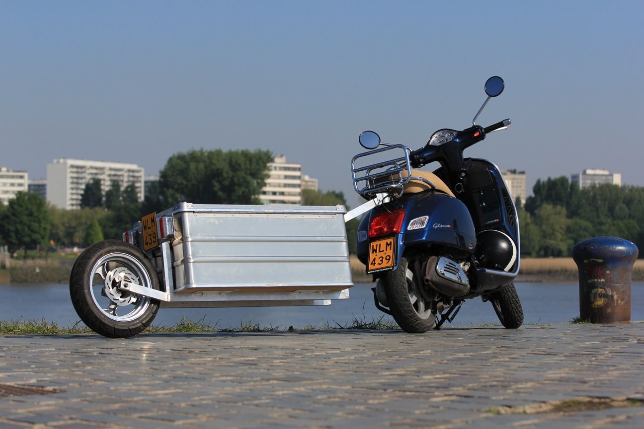 Scooter With a Trailer: Smart Urban Hauling Guide - grandgoldman.com