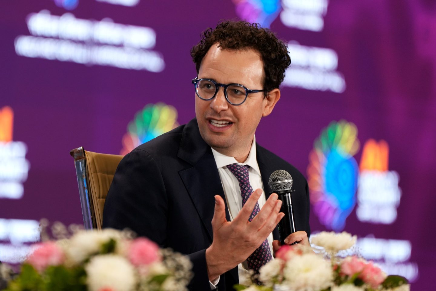 Anthropic Faces Supply Chain Pressure Over Defense AI Limits - grandgoldman.com