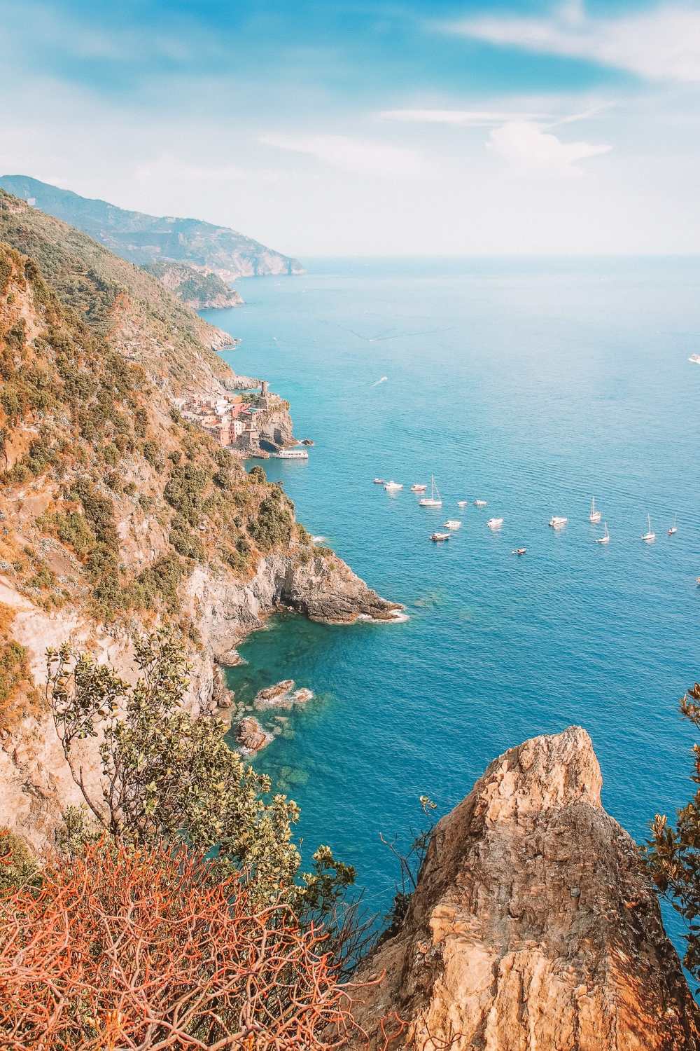 Almost only locals vacation on this beautiful stretch of coast in Italy