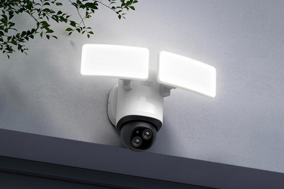 12 Best Floodlight Cameras Without Subscription (Reviews)