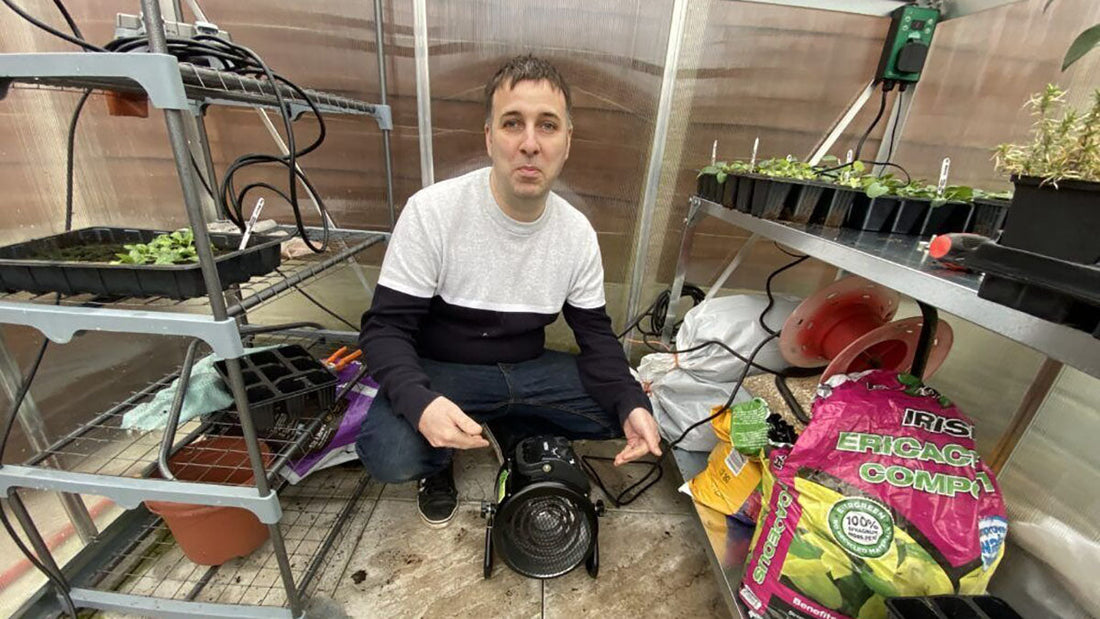 Best Small Greenhouse Heater - Grand Goldman