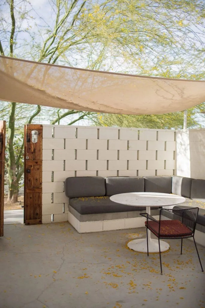Cement blocks for the garden - grandgoldman.com