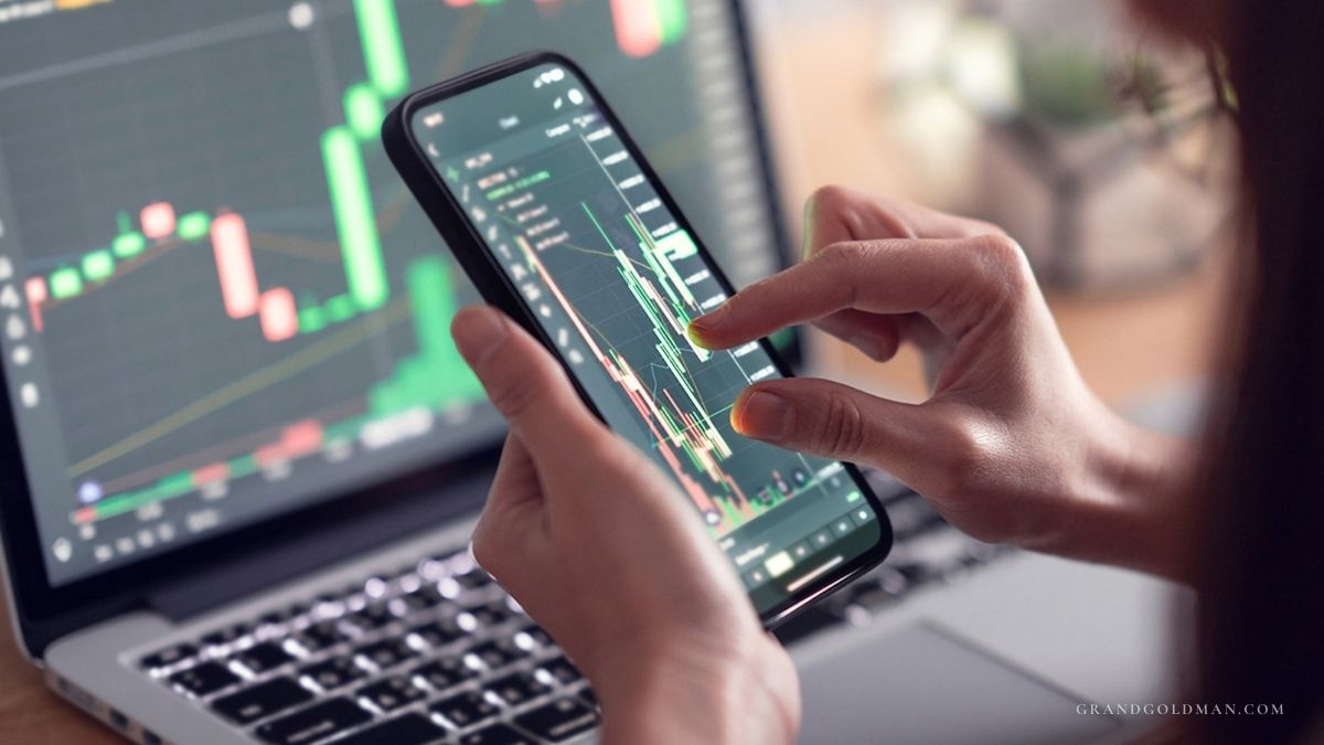 Differences Between Index funds and ETFs - Grand Goldman