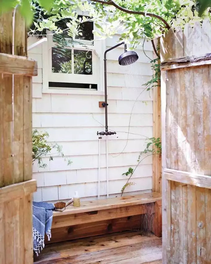The Best Outdoor Shower Ideas - grandgoldman.com