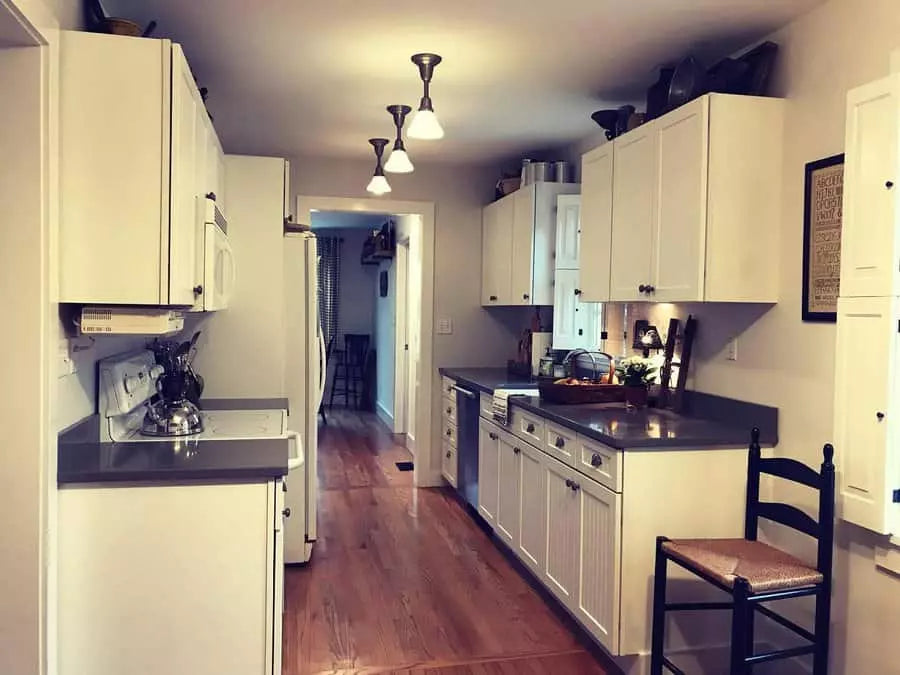 Ideas for Small Kitchens that Make Better Use of Little Space - grandgoldman.com
