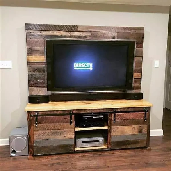 TV Panels with Reclaimed Wood - grandgoldman.com
