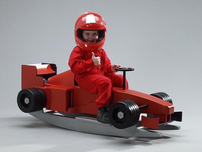 DIY Single-Seater: Wooden F1 Replica That Wows